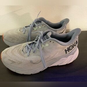 Hoka One One Arahi 6 Plein Air Blue Fog Womens         Size 10.5B  Running Shoes